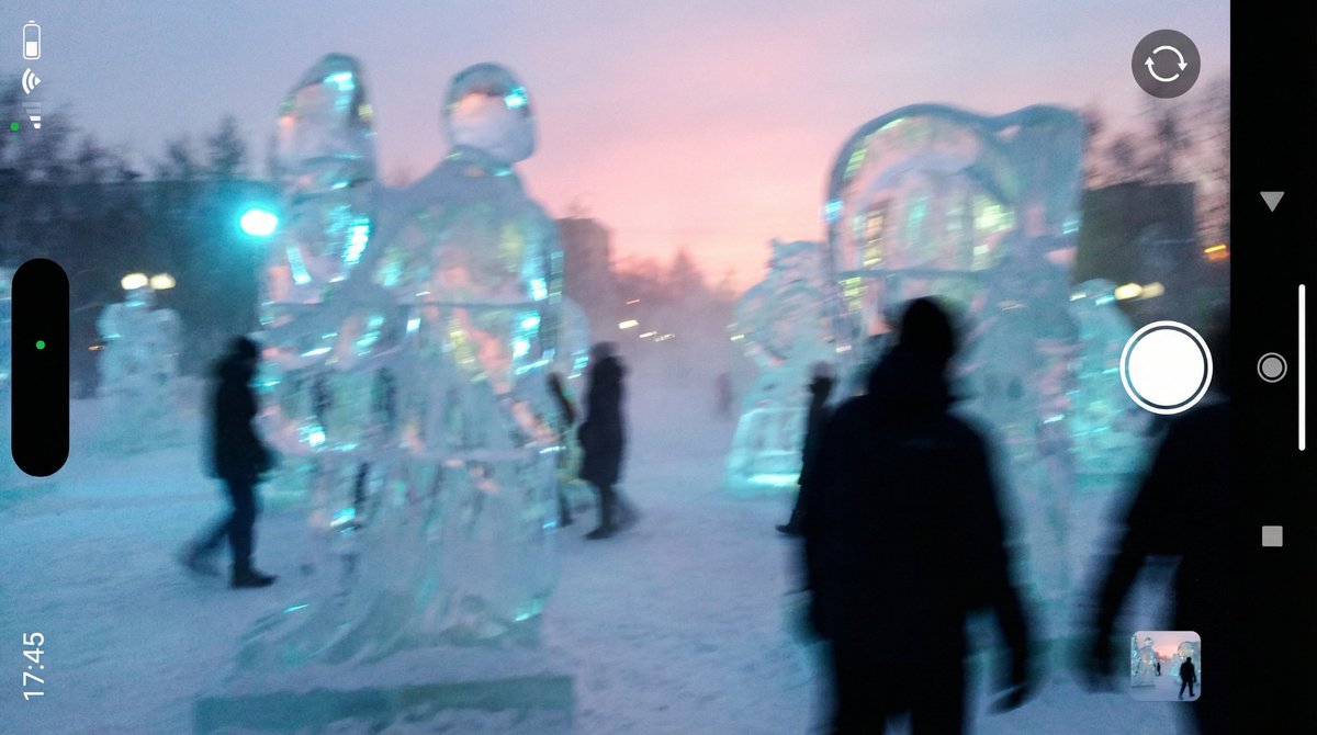 暮色迷雾中的冰雕纪实抓拍