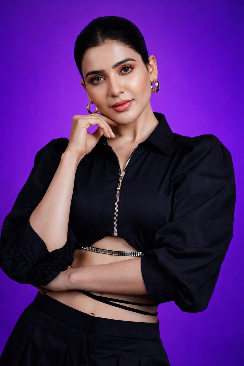 紫色影棚下的高级时尚人像