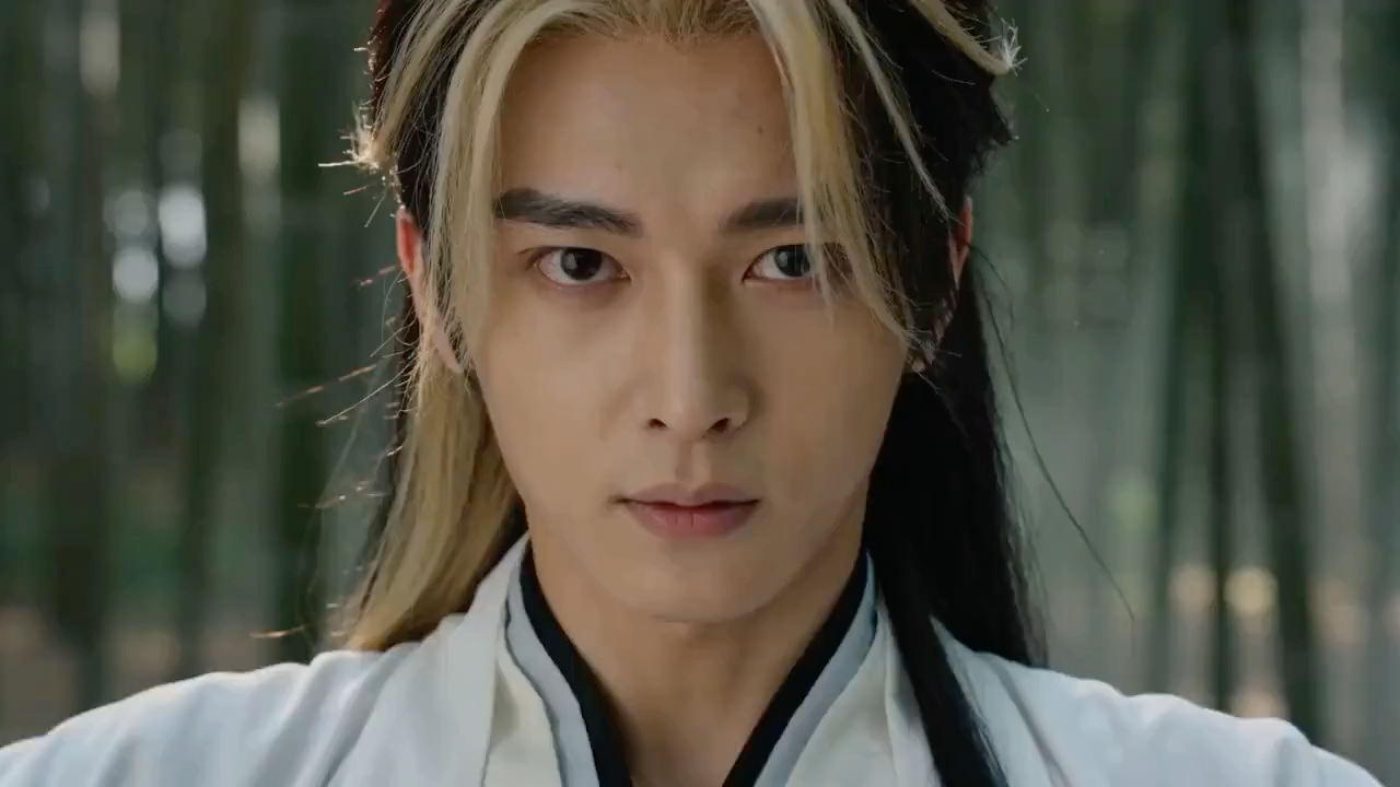 竹林白衣道士结印召唤神龙