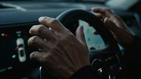 穿越峡谷荒野的归家史诗